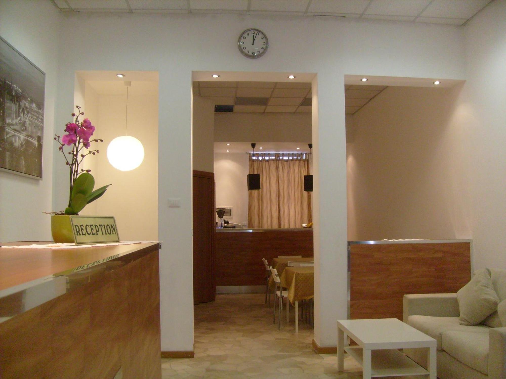 Euro Inn B&B Milan Bagian luar foto